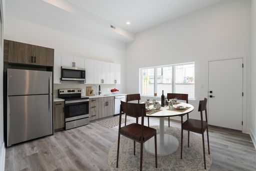Spacious South Philly Apartment – photo 1