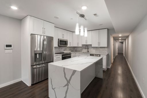 Two Bed Fairmount Apartment – photo 1