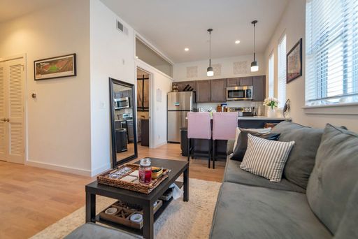 One Bed Washington Square West Apartment – photo 1