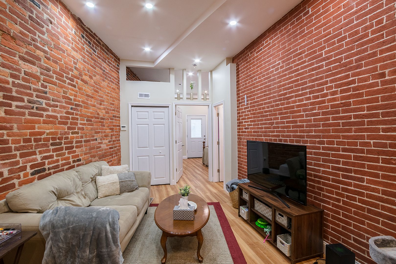 Philadelphia Apartment: 1122 E Passyunk Ave
