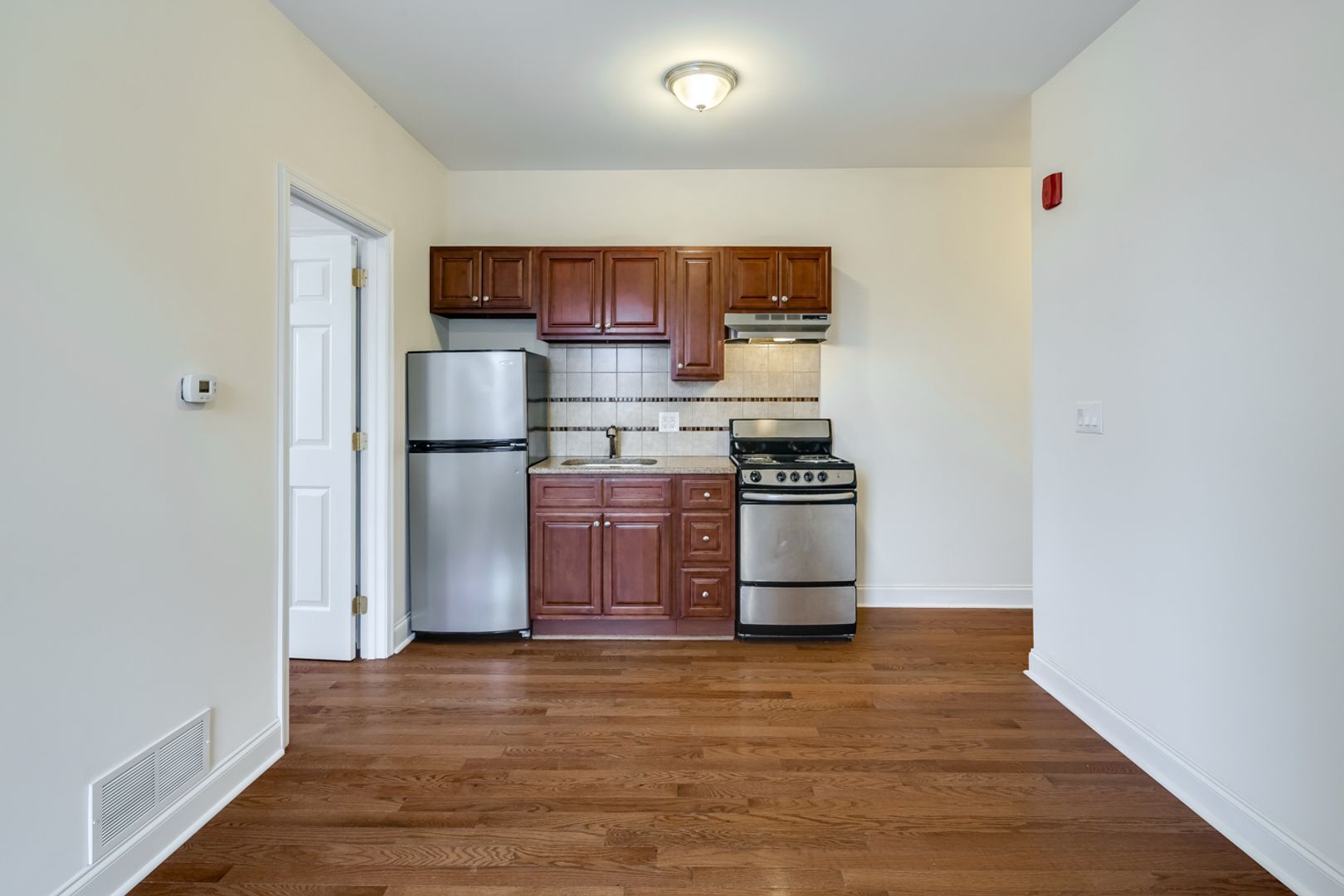 Philadelphia Apartment: 2001 Federal Street