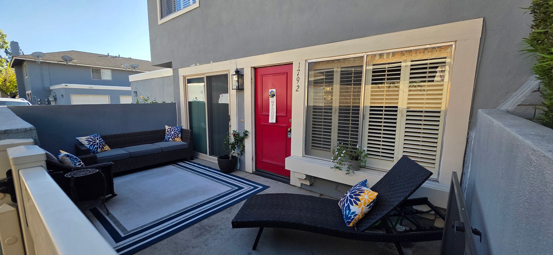 Thousand Oaks House: 1792 Avenida De Las Flores