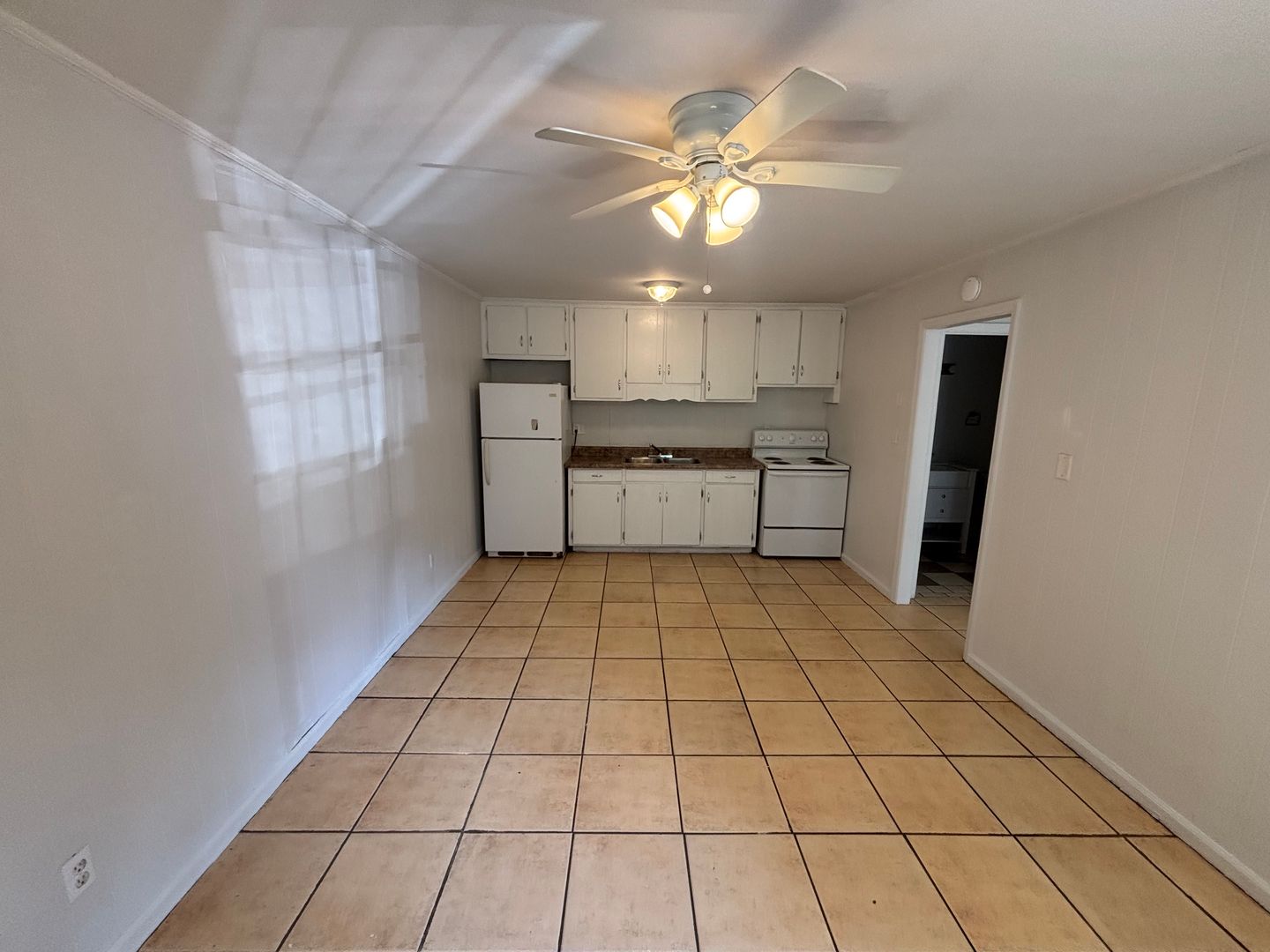 Cleveland Apartment: 1880 Green Dr