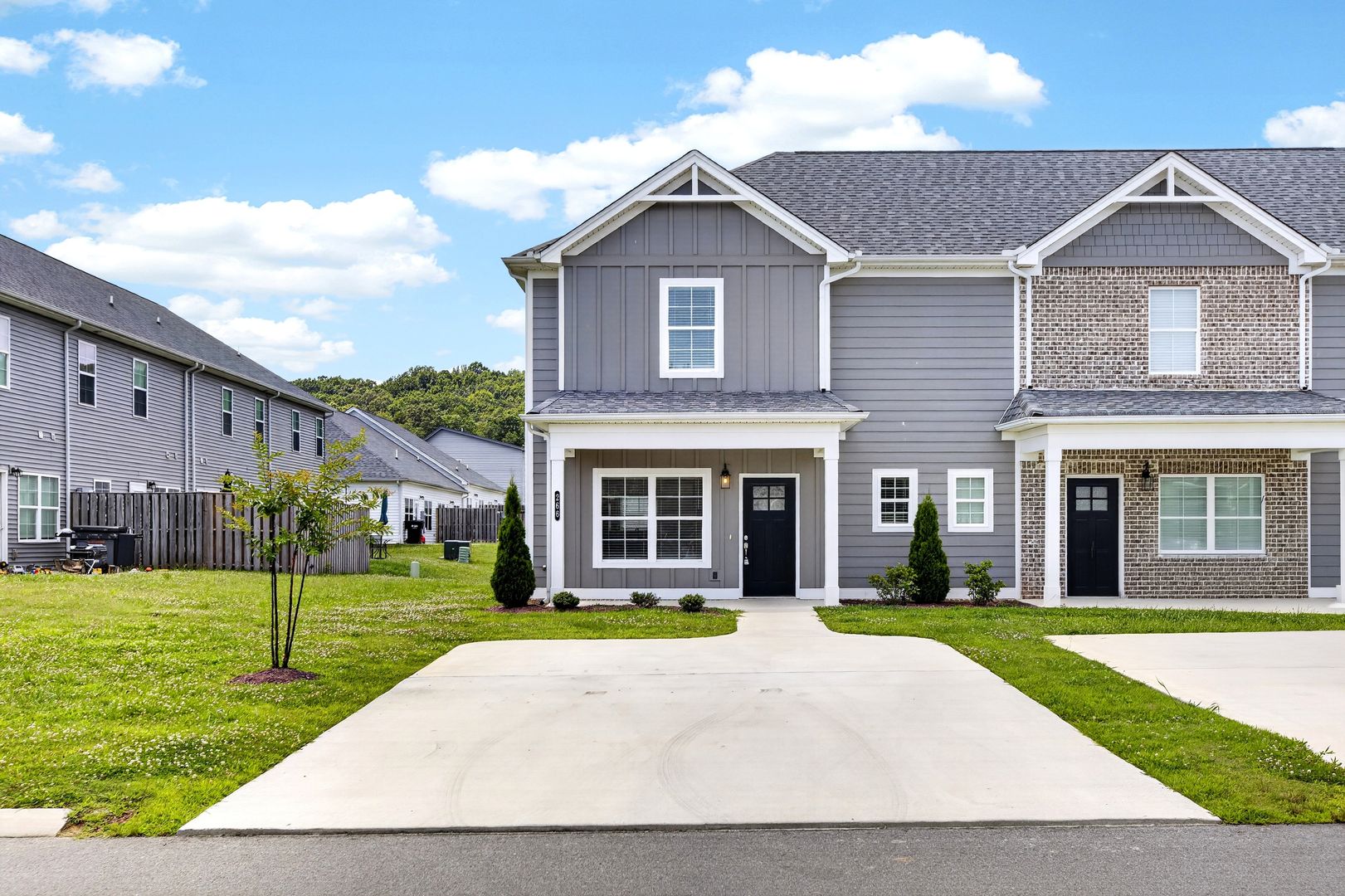 Cleveland Townhome: 266 Bellingham Cove