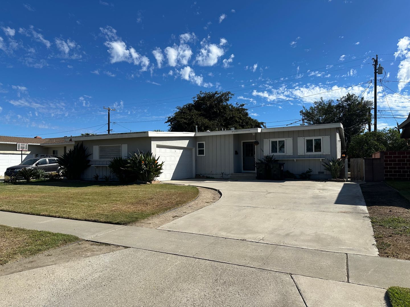 Fullerton House: 1544 W Olive Avenue