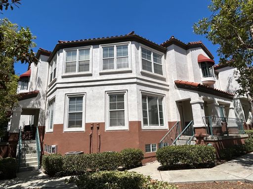 Stunning Tustin Ranch 3 Bed 2.5 Bath Tri-Level Townhome with Park View – photo 1