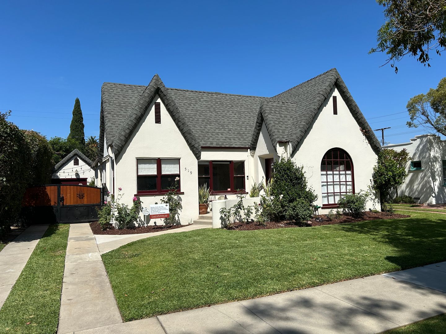 Anaheim House: 519 S Indiana Street