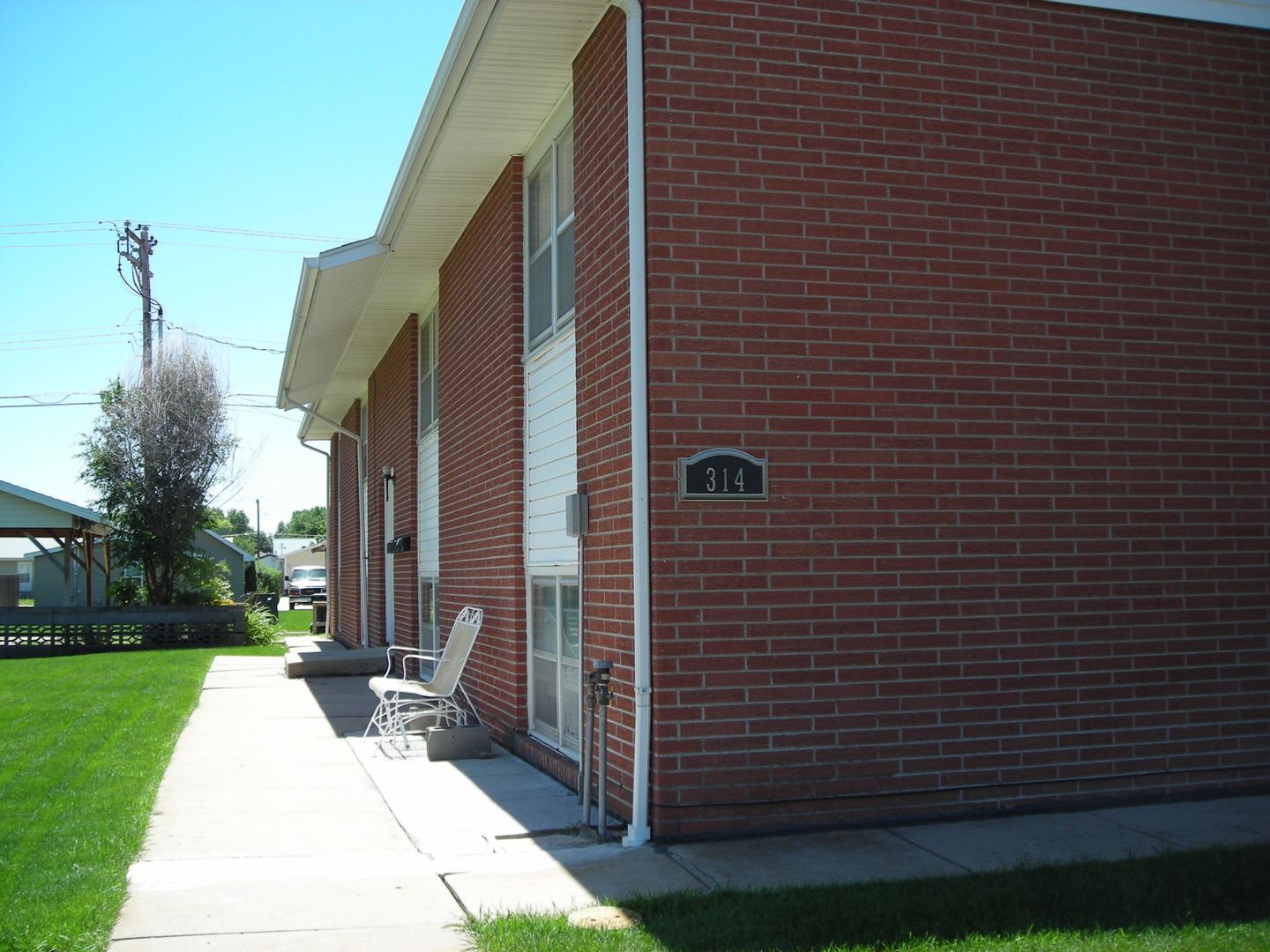 North Platte Apartment: 314 W. Philip
