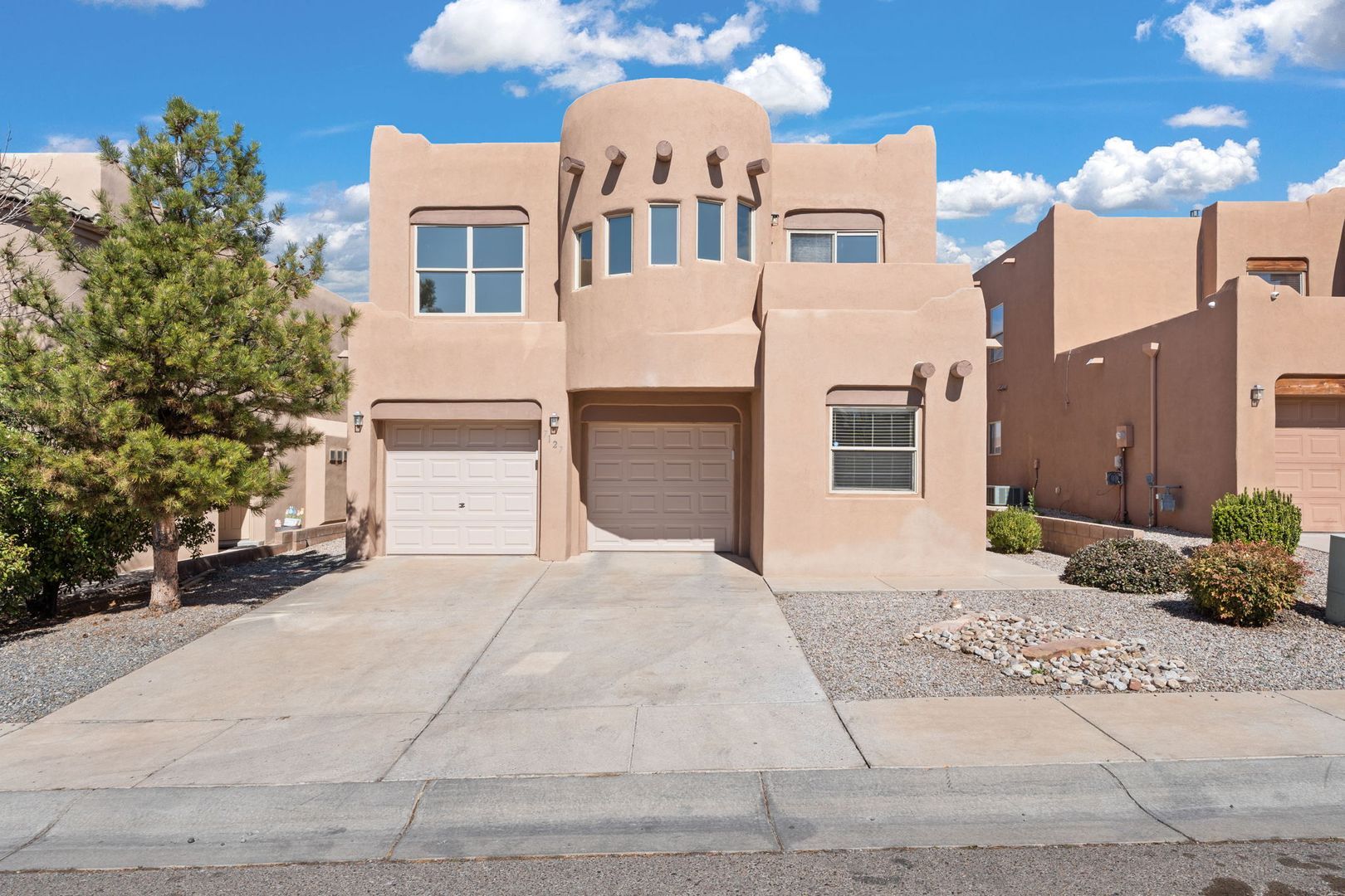 Albuquerque House: 7127 Calle Alegria
