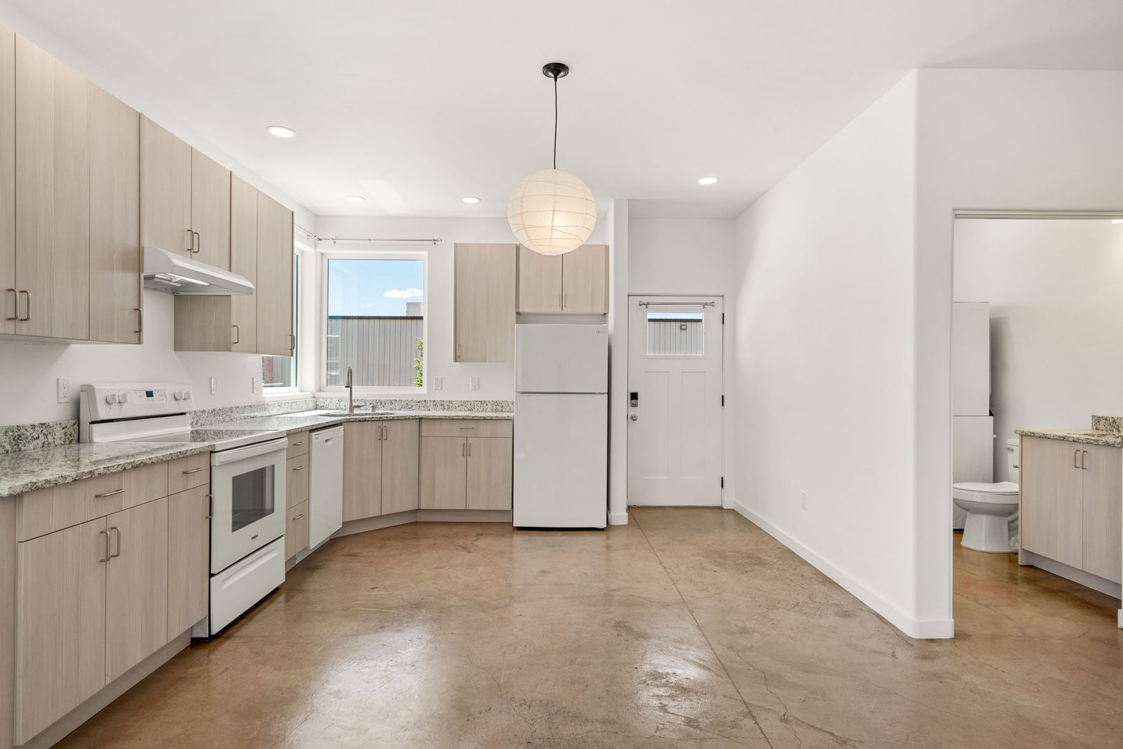 Albuquerque Apartment: 140 Jefferson Street SE