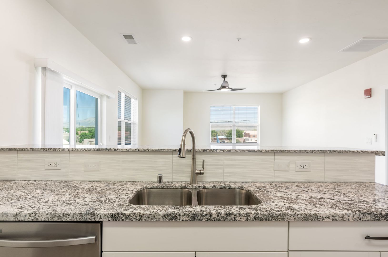 Albuquerque Apartment: 2211 Rio Grande Blvd NW