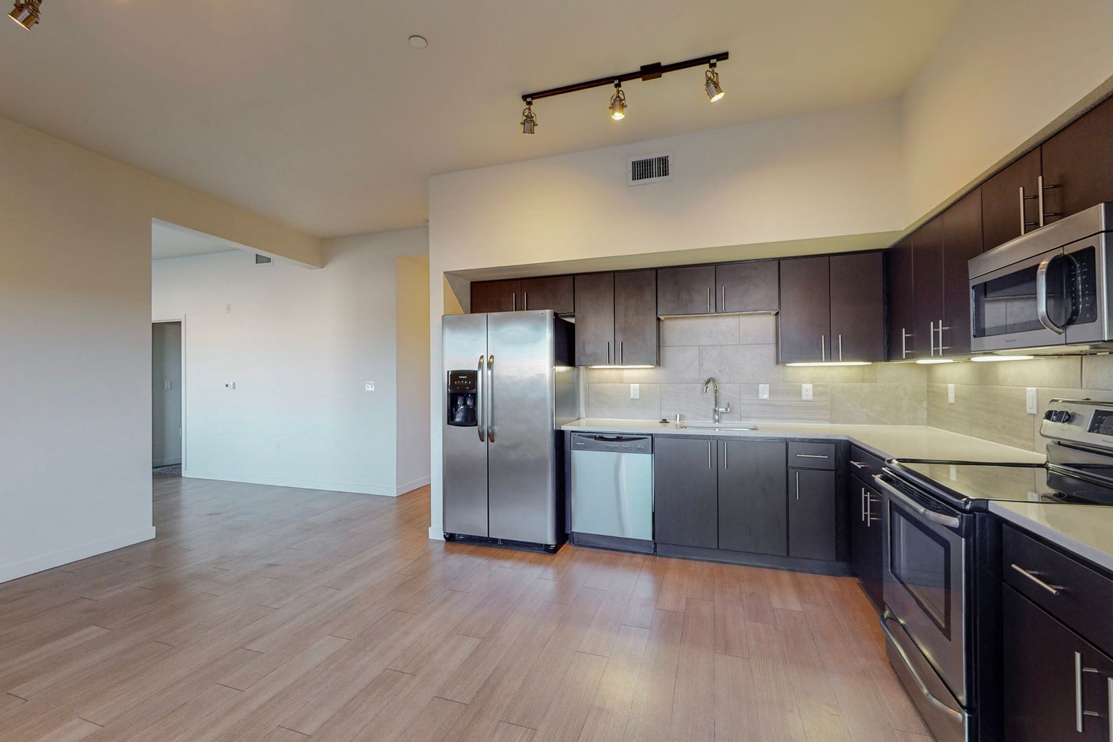 Albuquerque Apartment: 4100 Silver Ave SE