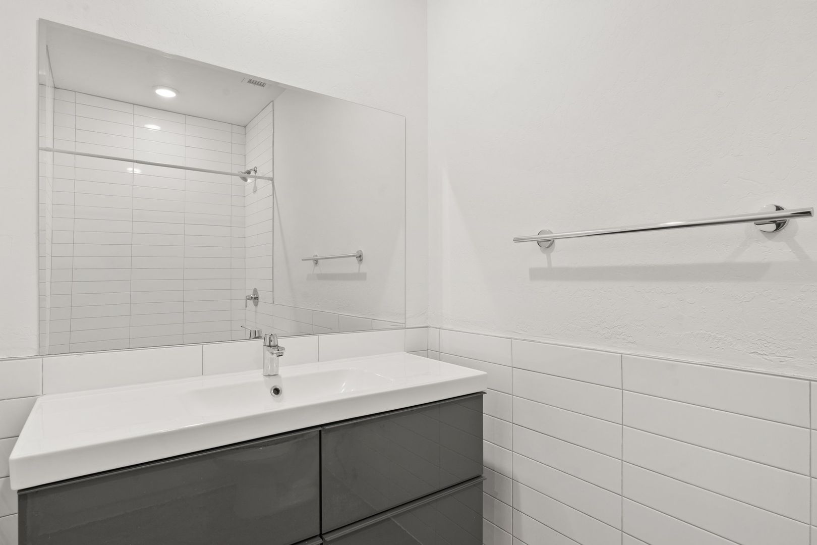 505 Central Apartments 9 of 12