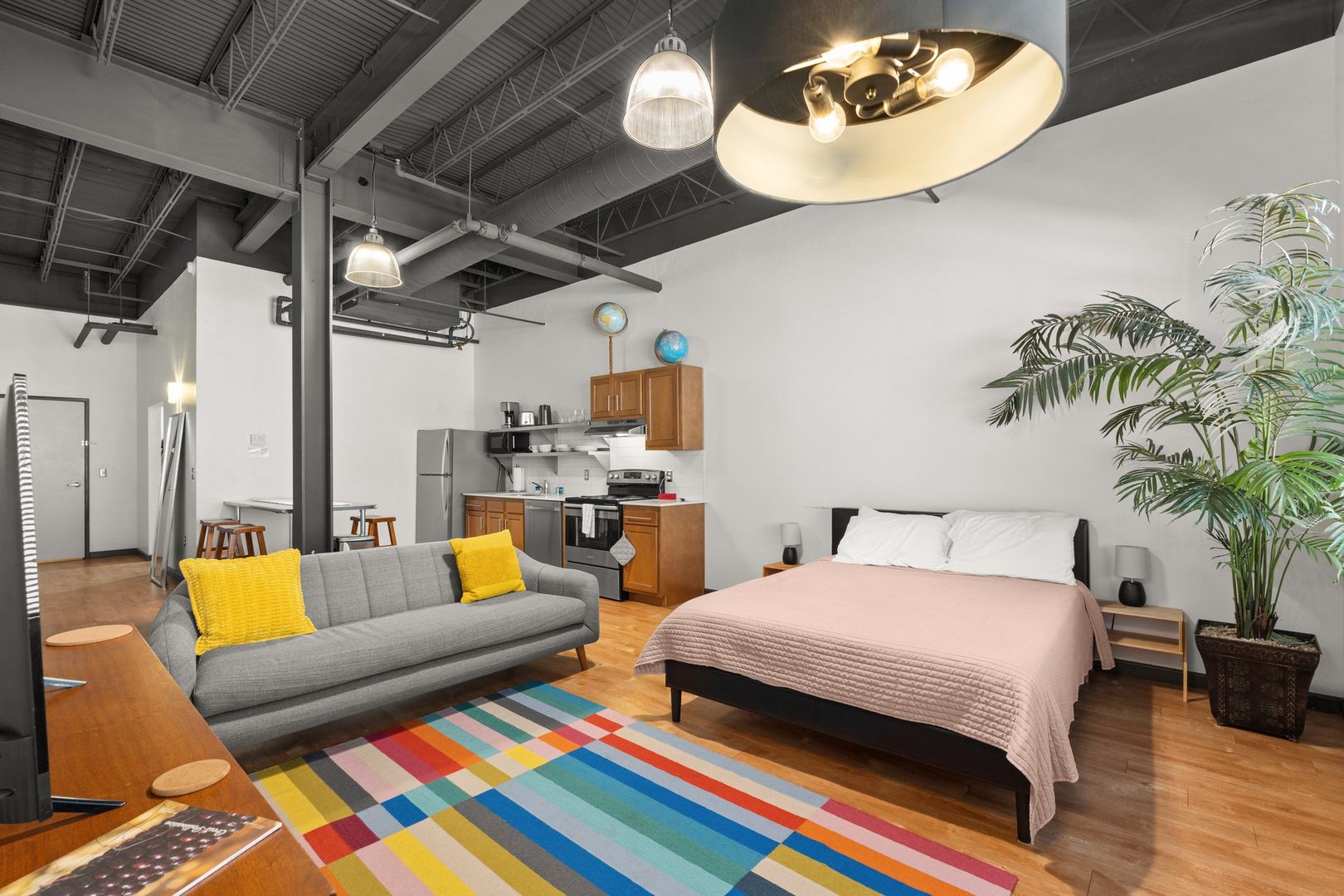 Albuquerque Apartment: 505 Central Ave NW