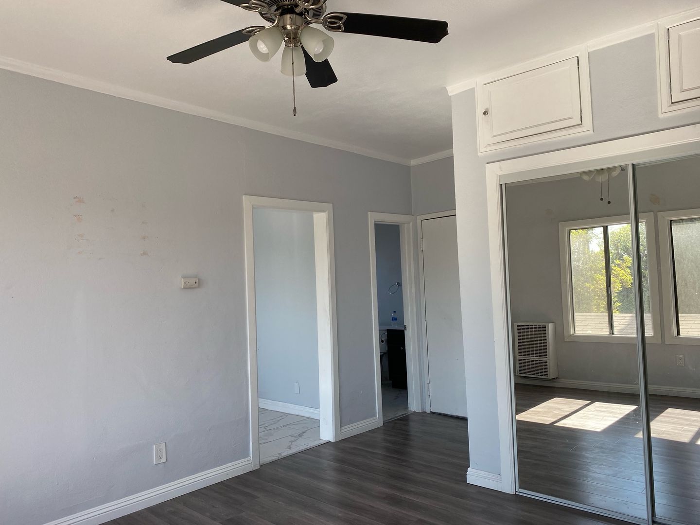 huntington park Apartment: 2415 E. 53rd Street