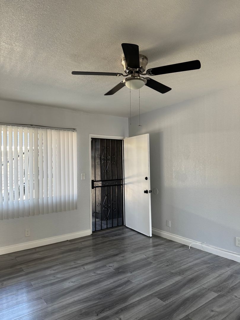 Huntington Park Apartment: 2720 Randolph Street