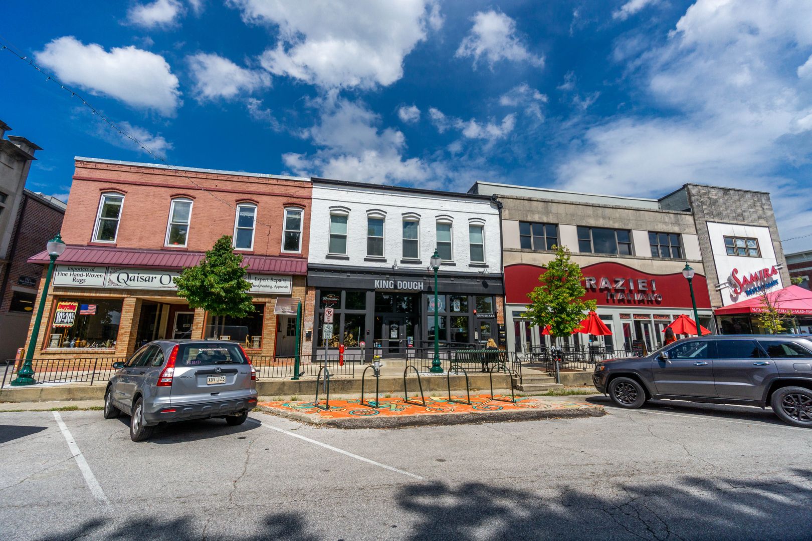 Bloomington Apartment: 108 W 6th St