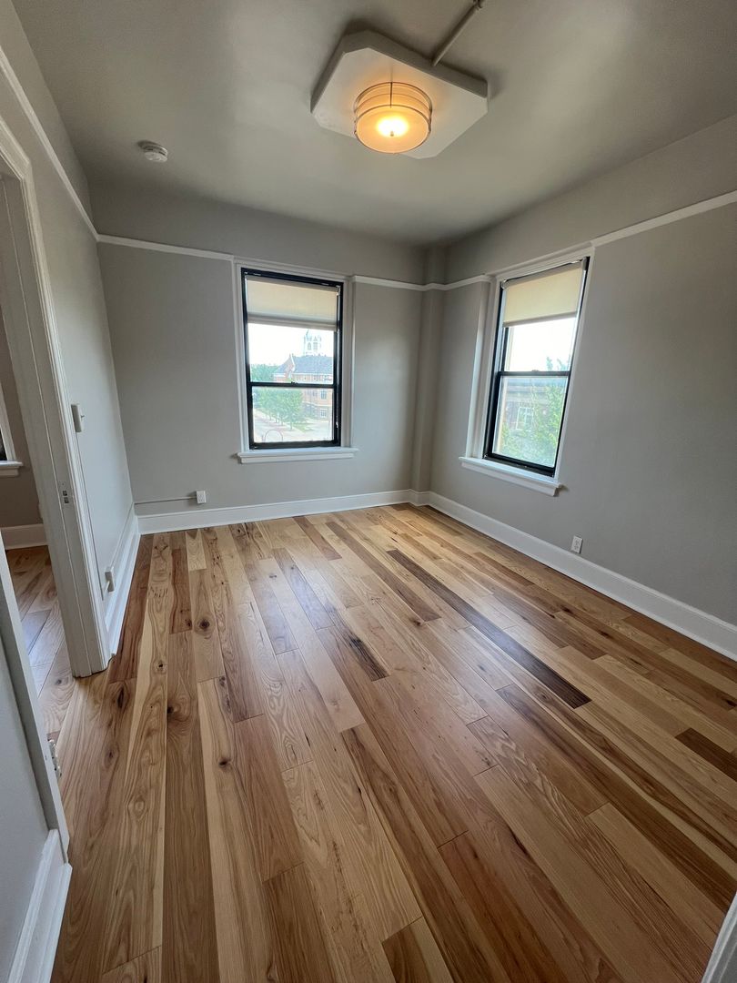 Ames Apartment: 301 Main Street