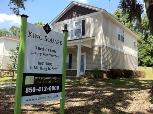 King Square on the Set - 3 Bed / 3 Bath House on the Set - Individual Bedroom Lease – photo 1