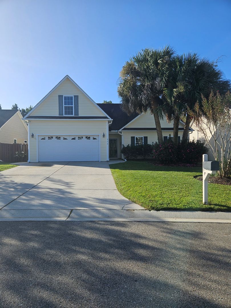 Wilmington House: 350 Hanna Drive