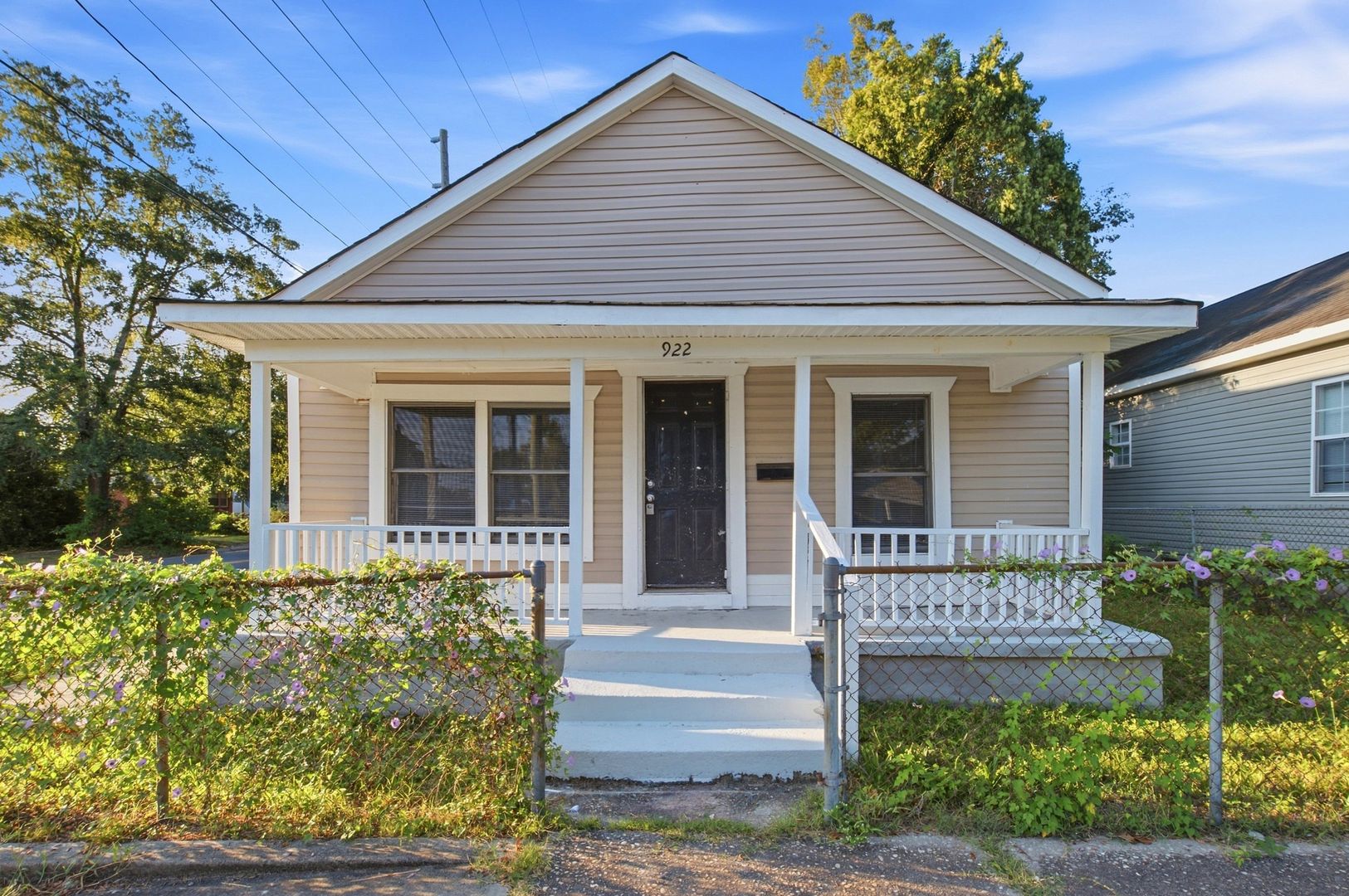 Wilmington House: 922 Dock St.