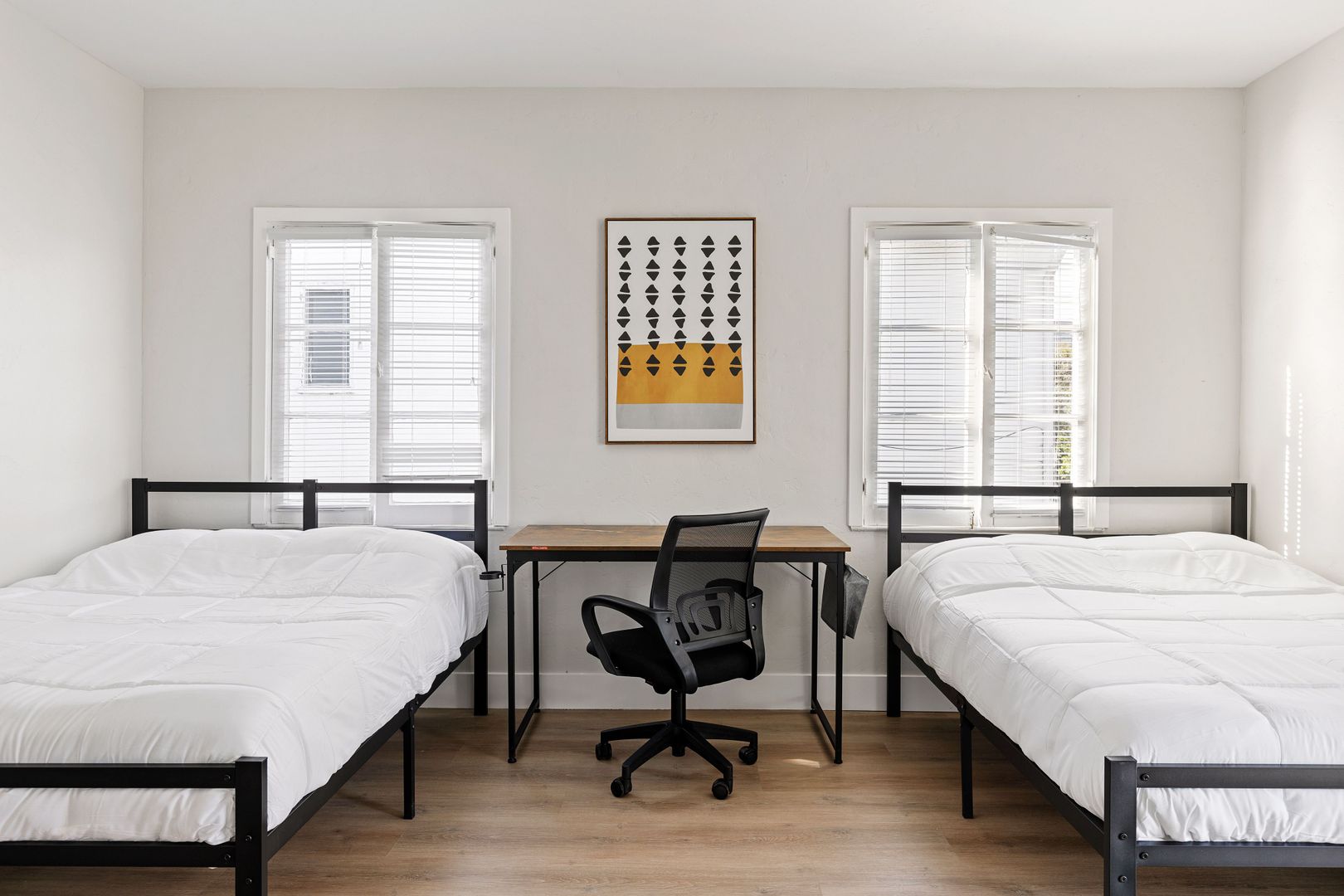 Los Angeles Apartment: 1707 Kelton Ave Los Angeles, CA 90024