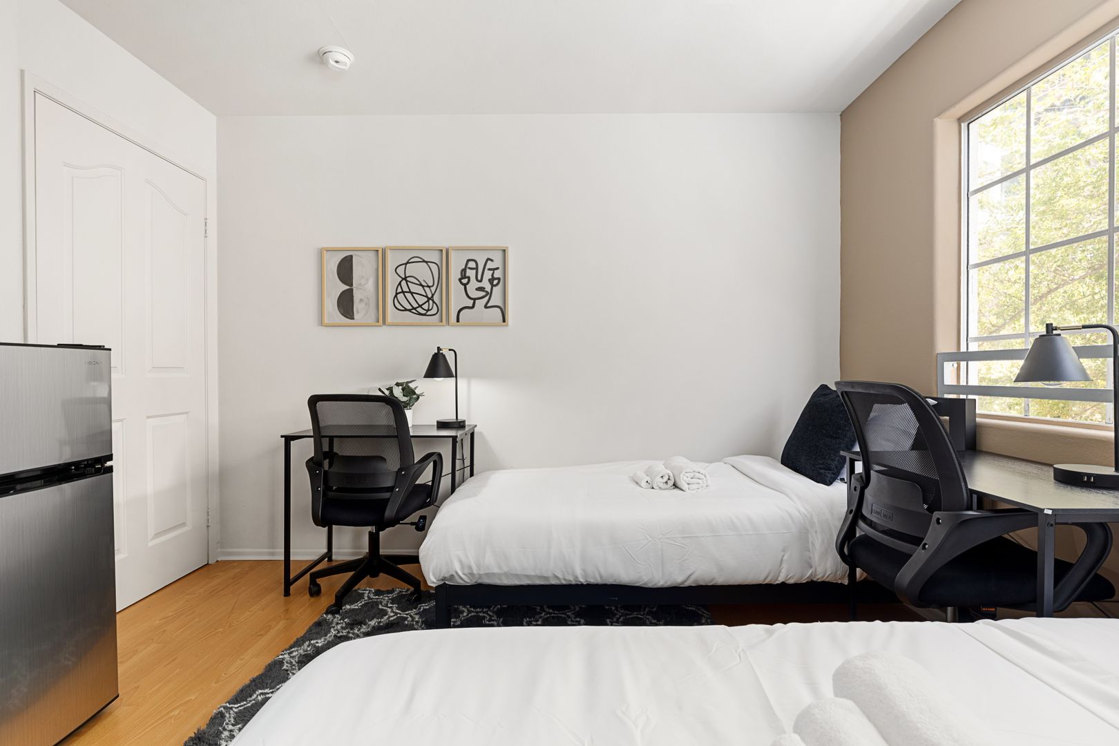 Los Angeles Apartment: 10777 Ashton 201