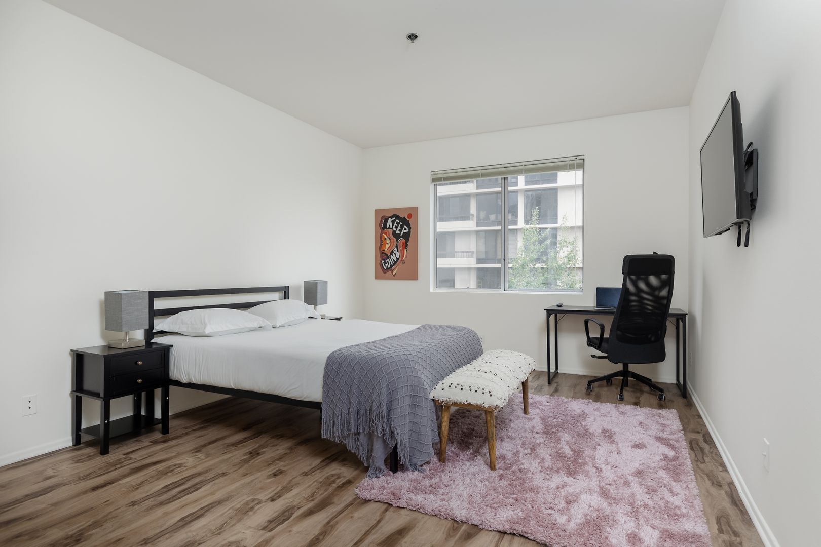 Los Angeles Apartment: 10600 Wilshire 535