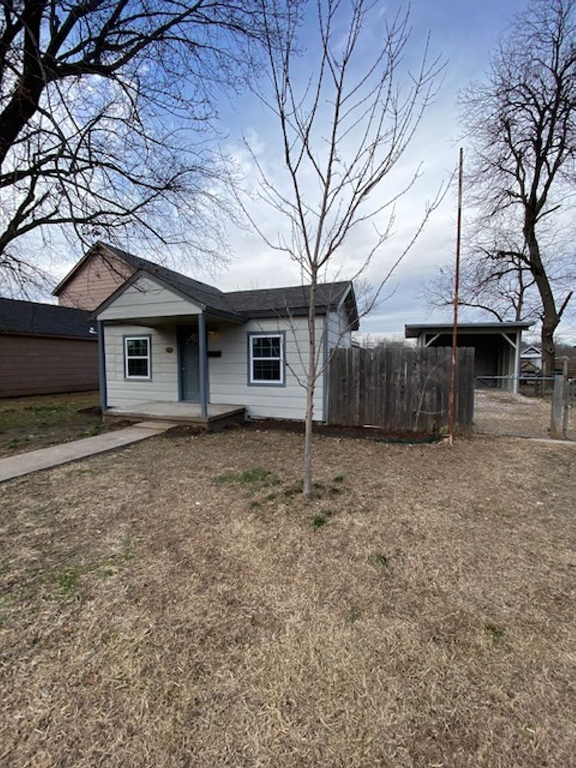 Tulsa House: 3943 West 8Th St