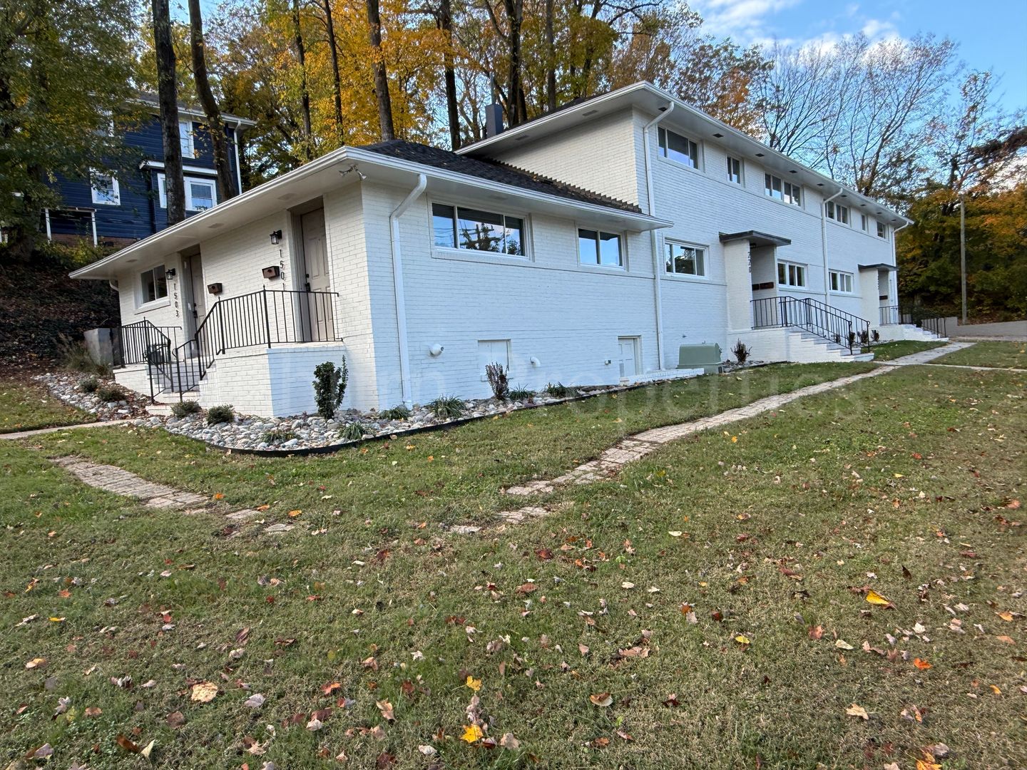 Winston-Salem Apartment: 220 N. Hawthorne Road