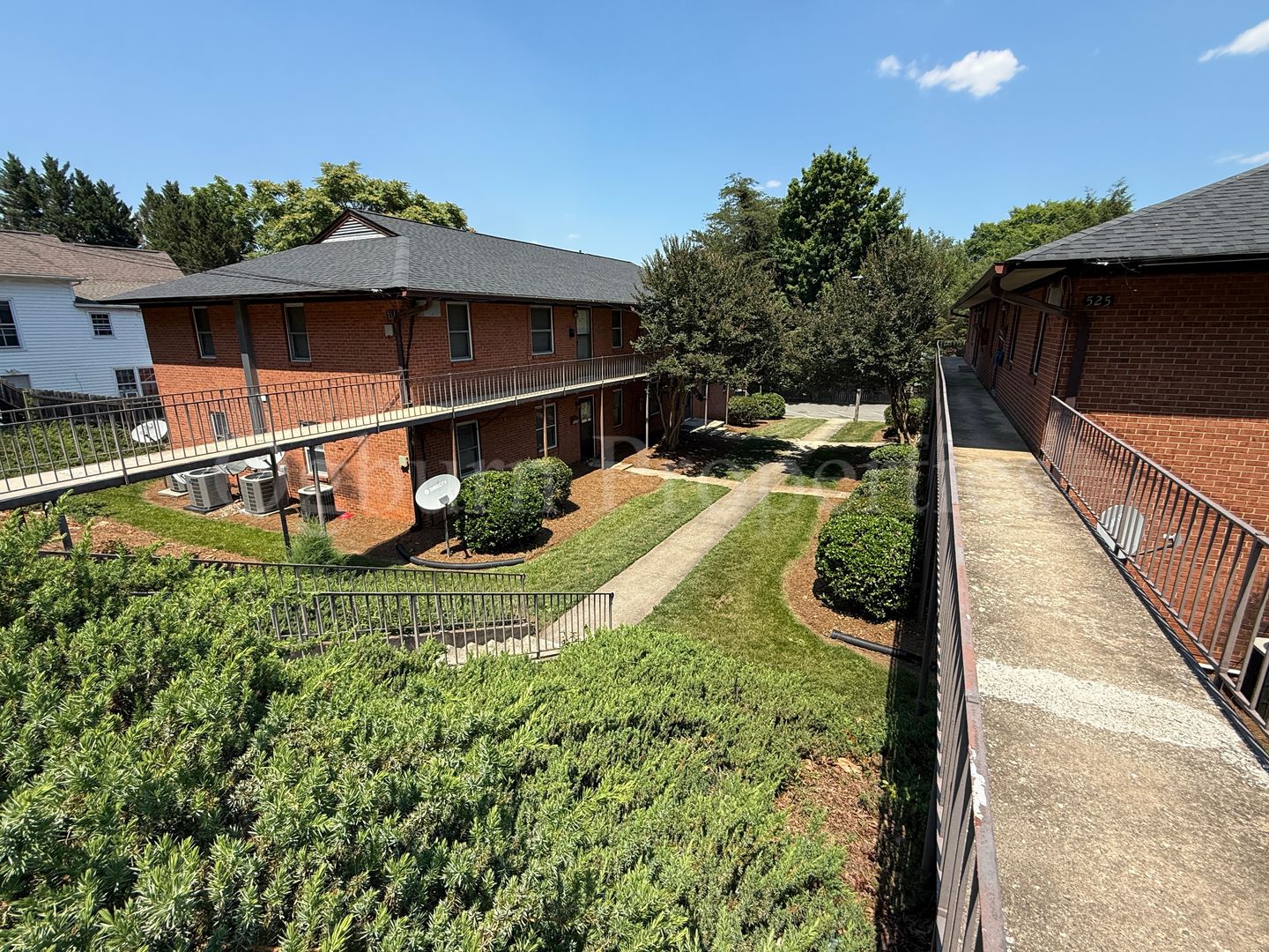 WINSTON-SALEM Apartment: 513-525 S. GREEN STREET
