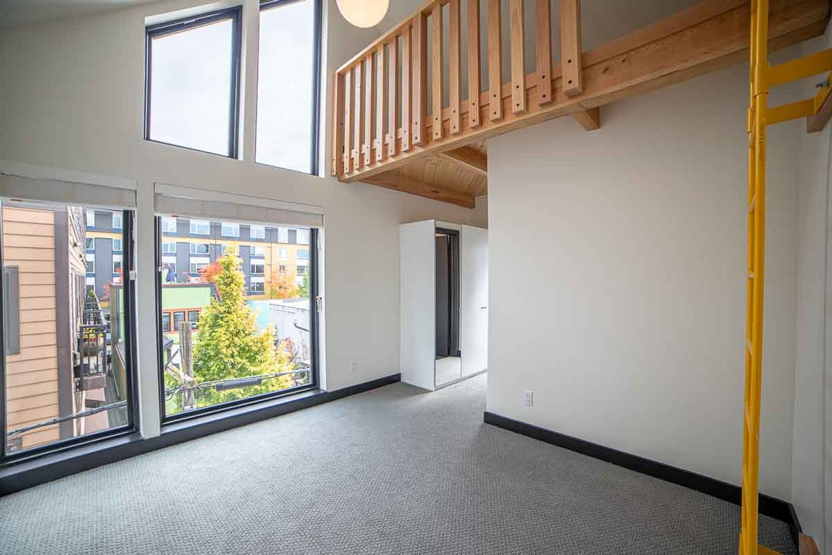 Portland Apartment: 3816 N Michigan Ave