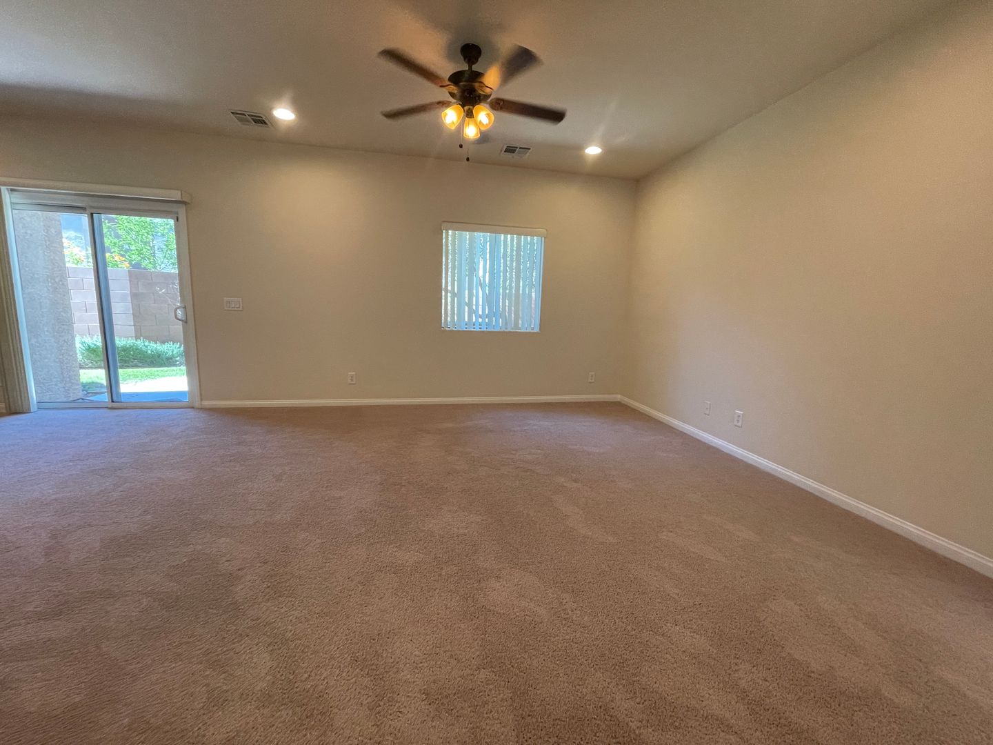 Las Vegas House: 862 Park Walk Ave