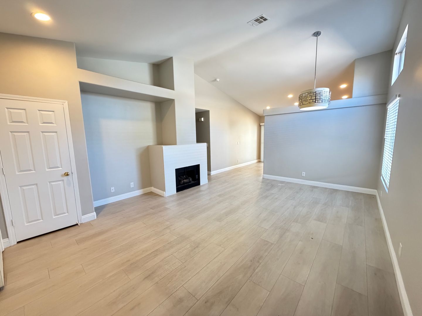 Las Vegas House: 1433 Iron Springs Dr