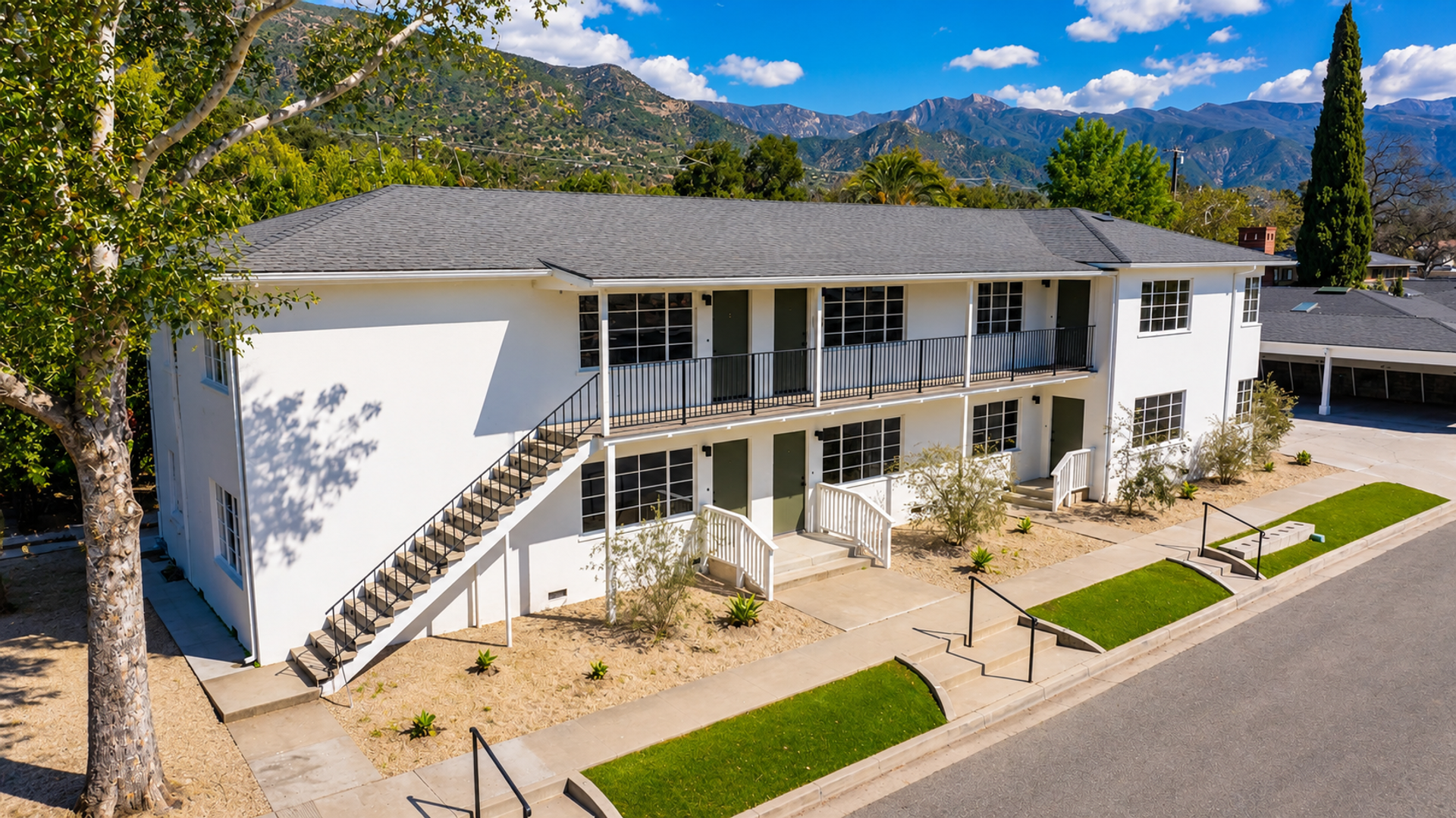 Ojai Apartment: 110 W Matilija St