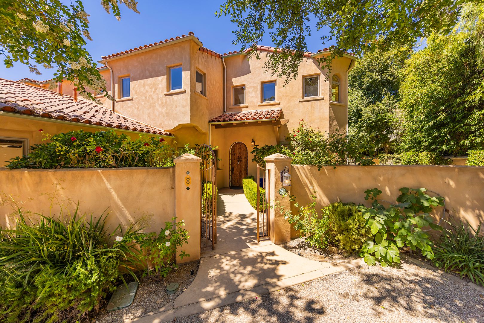 Ojai House: 224 S Montgomery St