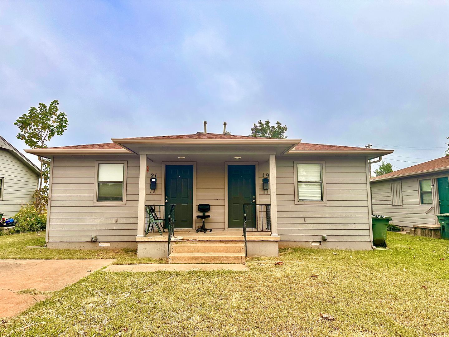 Edmond House: 19 W Thatcher St