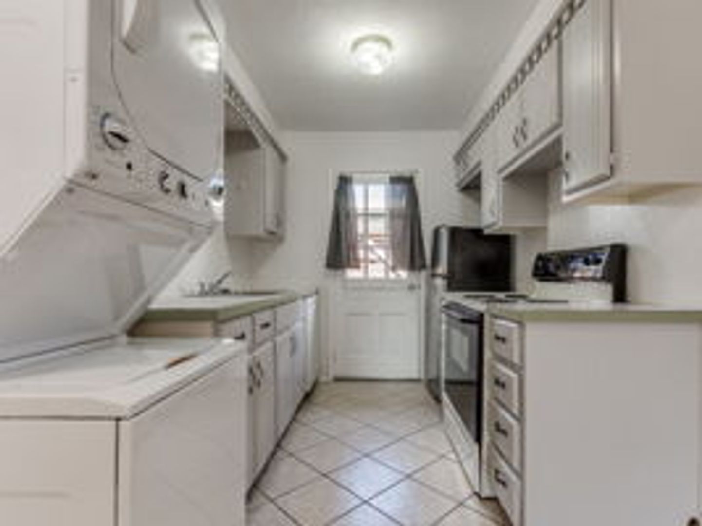 Bethany Condo: 7123 NW 16th Street