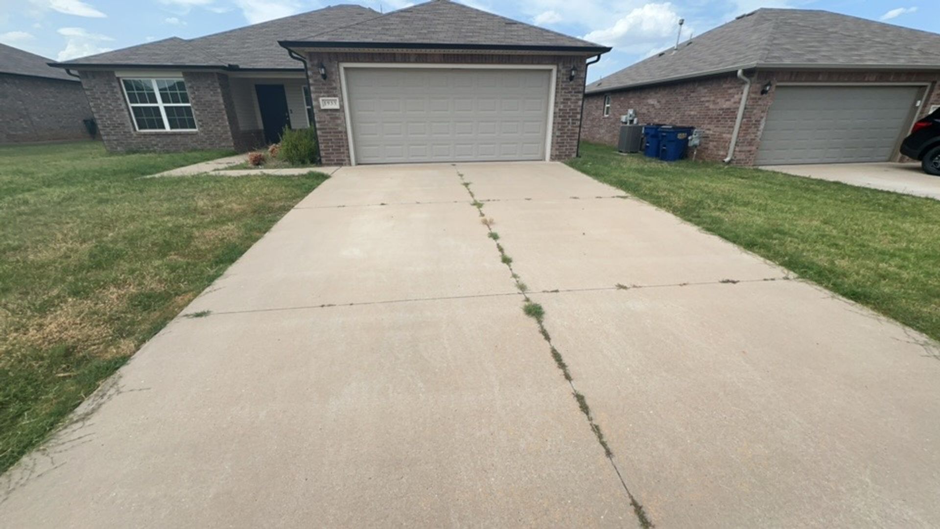 Mustang House: 1933 W Autumn Way