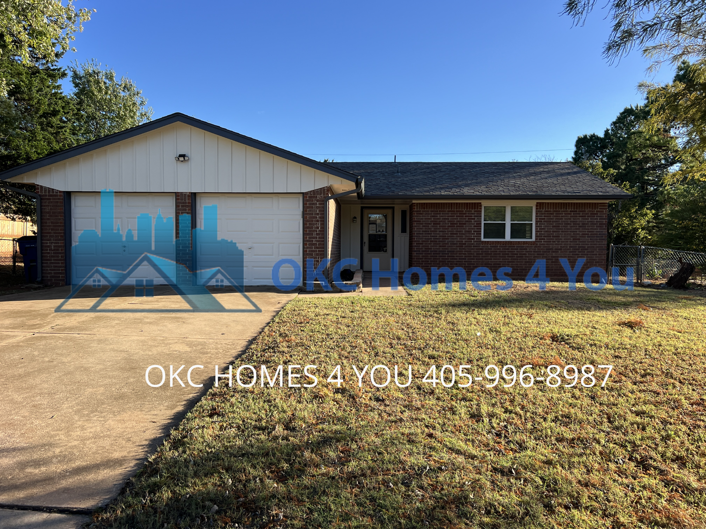 Mustang House: 440 E. Carson Lane