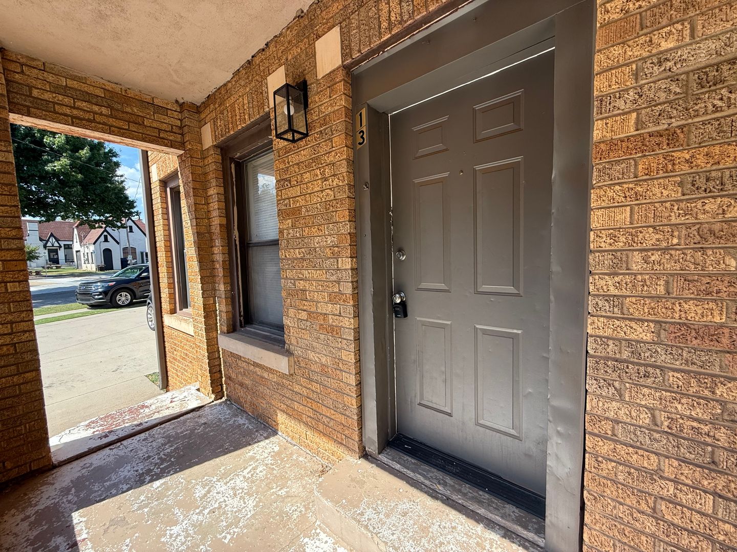 Oklahoma City Apartment: 800 East Drive