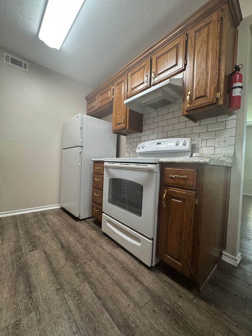Oklahoma City Apartment: 2021 NW 25th Street