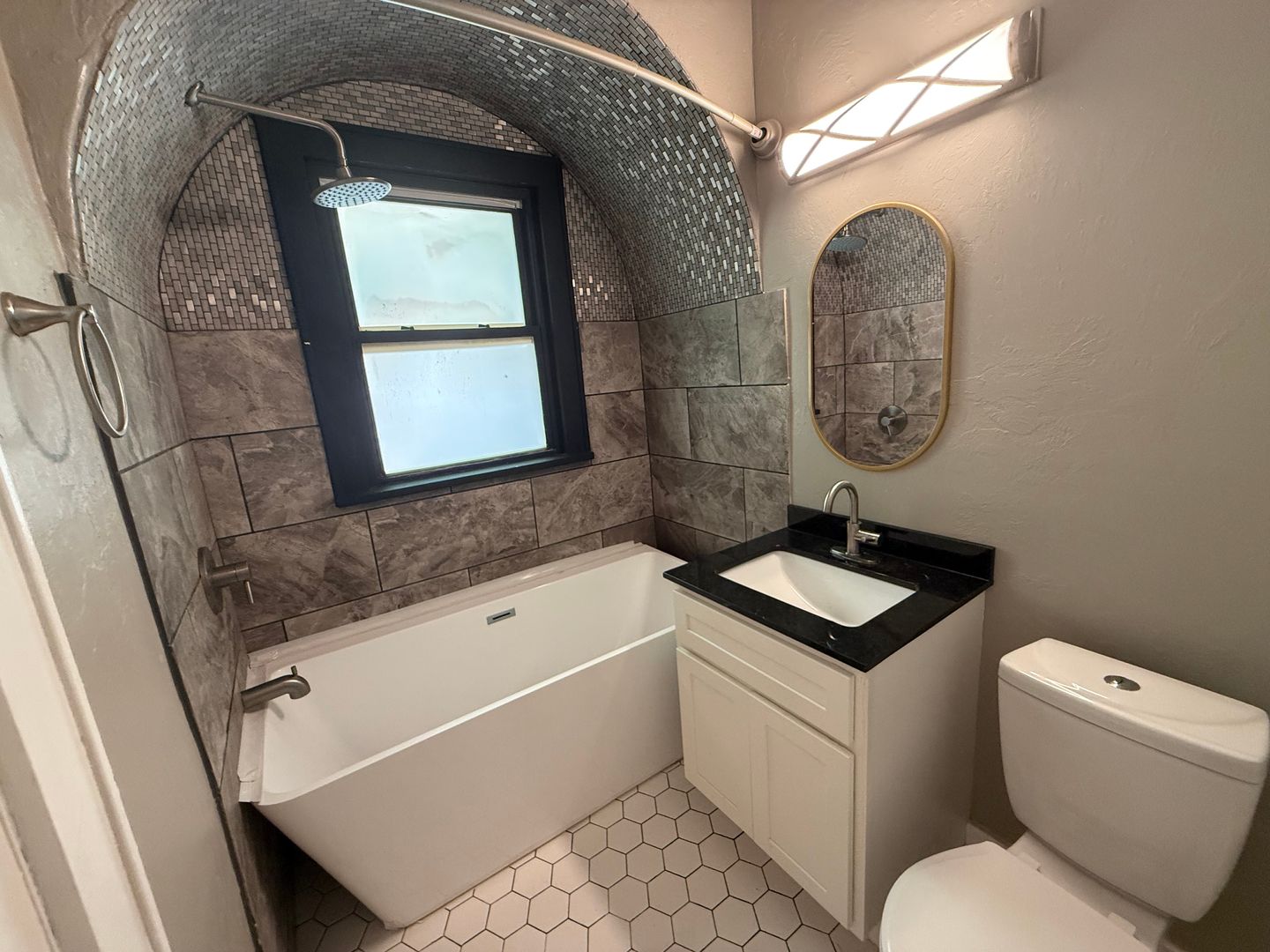 Oklahoma City Apartment: 2432 NW 12th Street