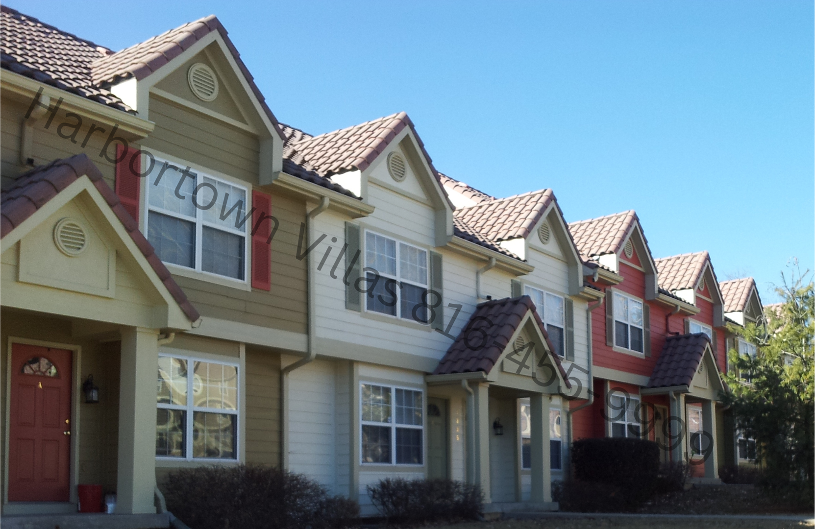 KANSAS CITY Apartment: 1321A NE 39th St.
