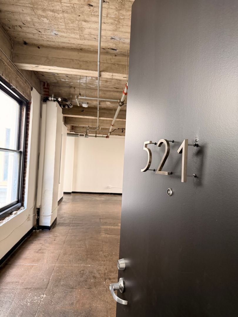 Los Angeles Apartment: 411 S. Main Street