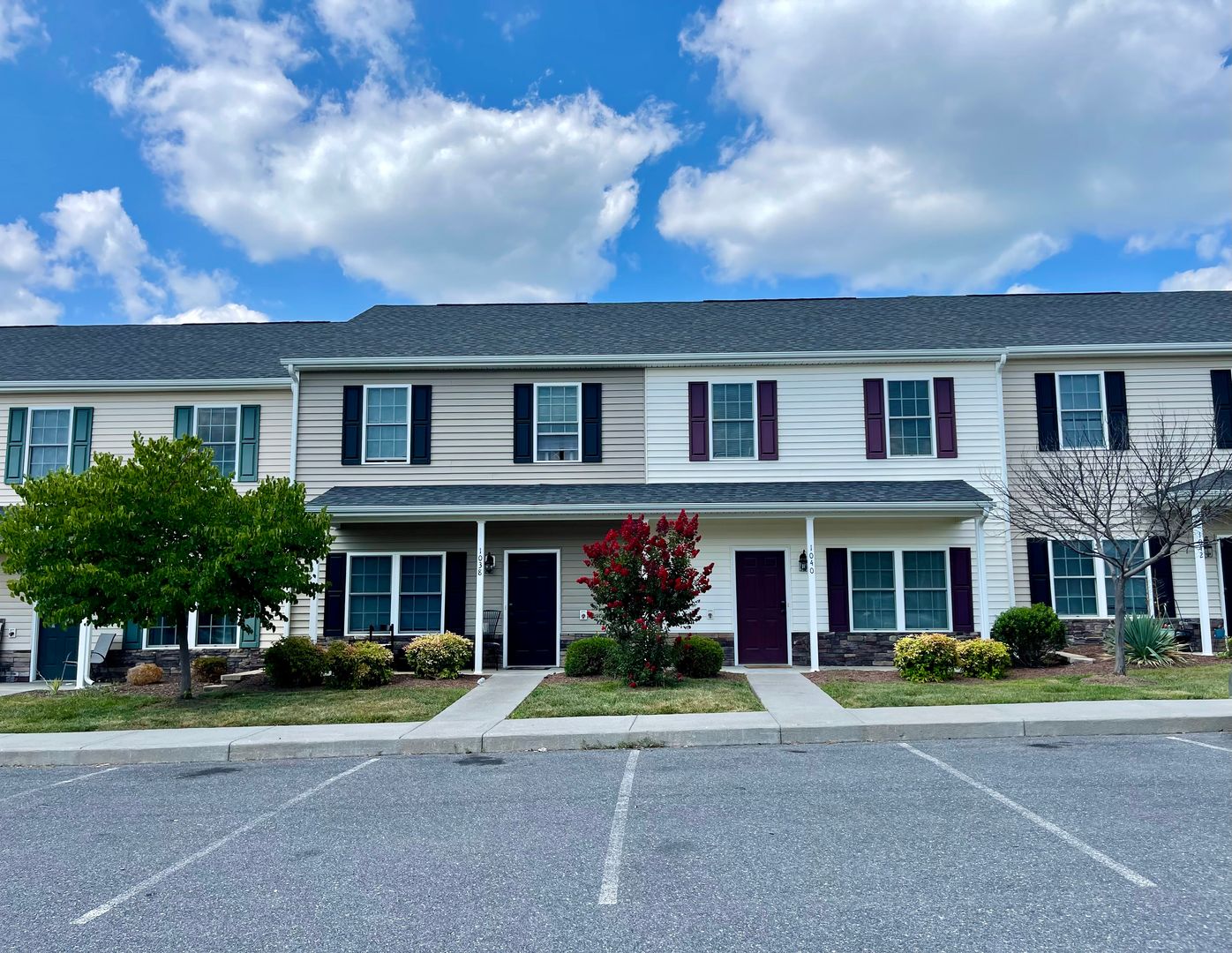 Harrisonburg House: 1060 Wellington Drive