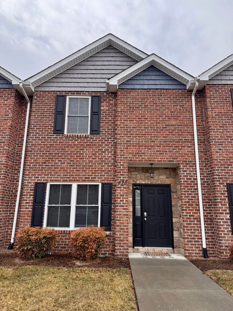 Rockingham House: 173 Cedar Point Lane