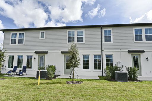 Listing photo thumbnail