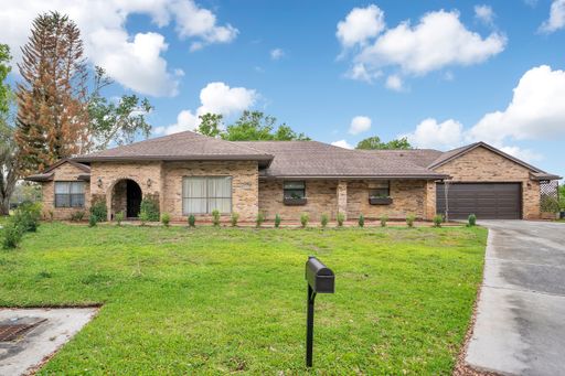 2724 Ardon Ave, Orlando, FL 32833