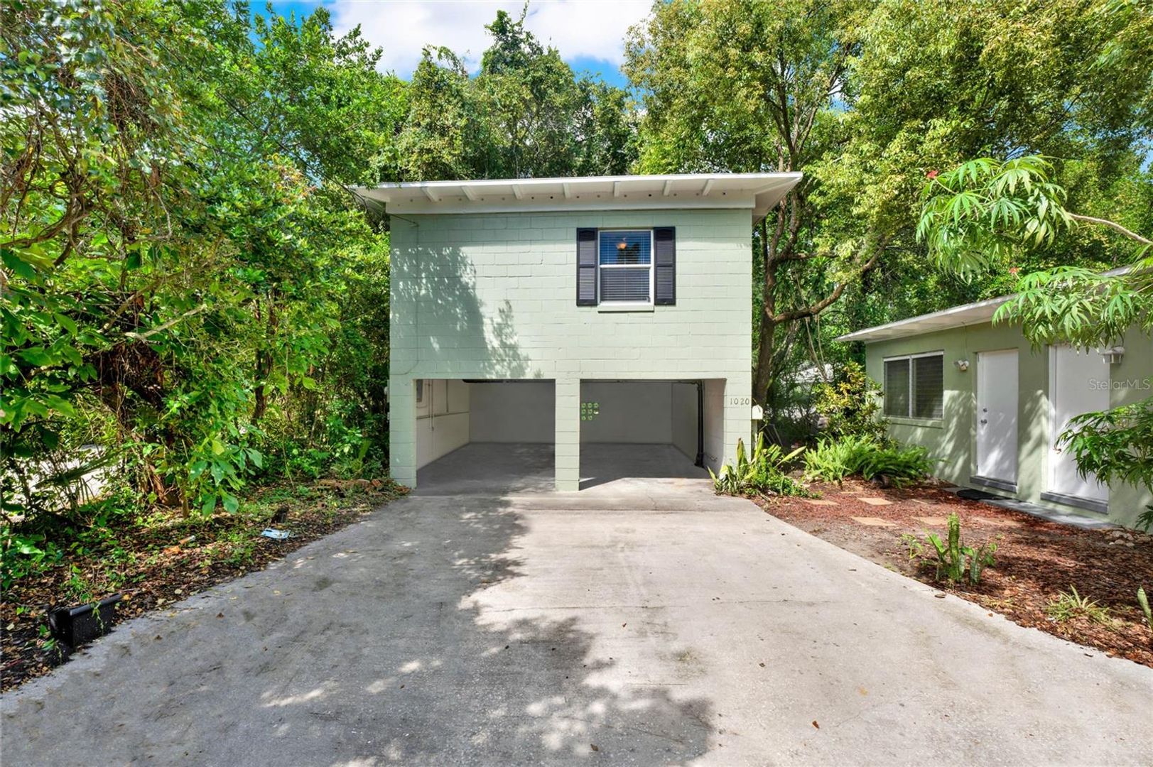 Orlando House: 1020 Alba Dr